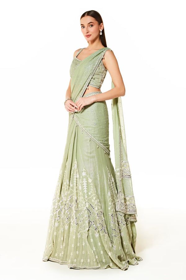 Buy Mint green Lakhnavi silk Indian wedding lehenga in UK, USA and Canada |  Indian wedding lehenga, Designer lehenga choli, Green lehenga