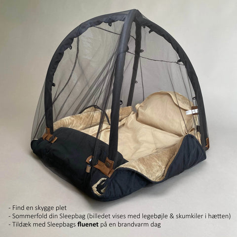 Sleepbag som babynest med fluenet