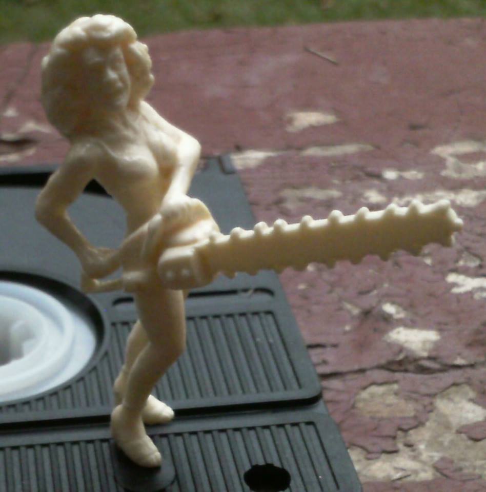 VIDEOnasteez_CHAINSAWchick