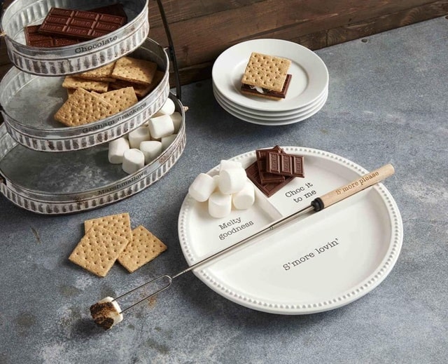 mudpie smores gift set platter with skewers
