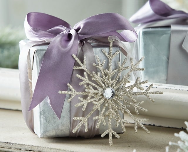 Raz Imports Glitter Snowflake Christmas Tree Ornament With Rhinestone Gift Box Tag