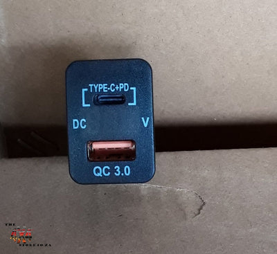 QC3 USB Charger With Volt Meter & C-Type Port 32x20mm Toyota - the4x4store.co.za