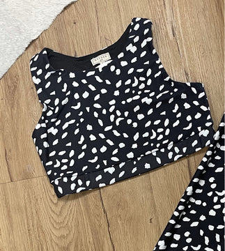 Youth black and white dot sports bra