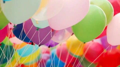 Ballon latex gonflé avec gel et héllium