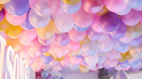 Ballons au Plafond : Astuces pour une décoration Festive – Hello Ballon