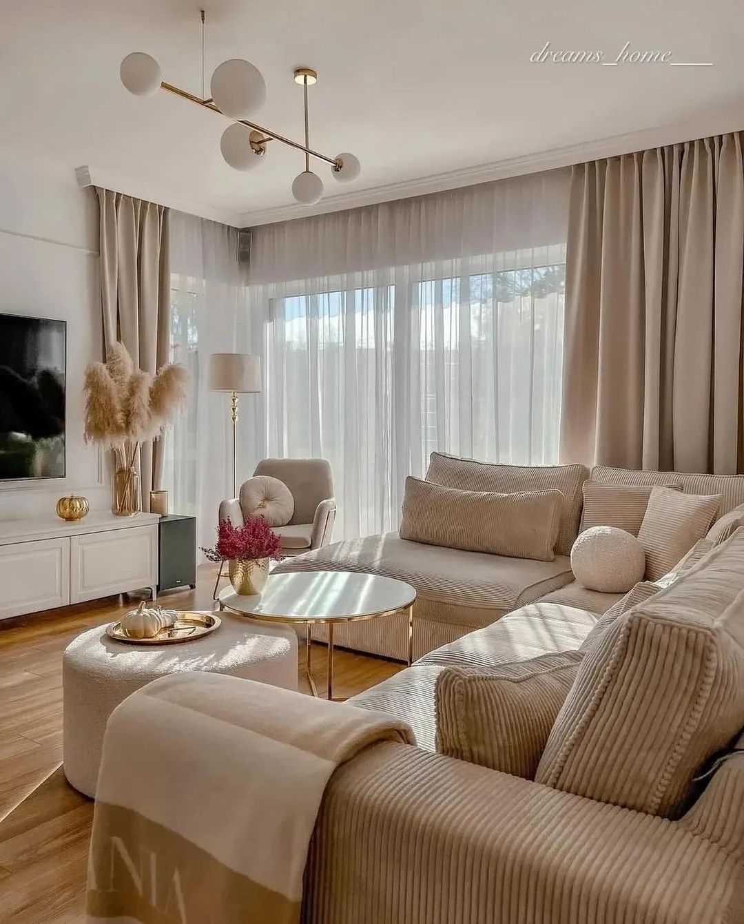 10 modern interior home design ideas