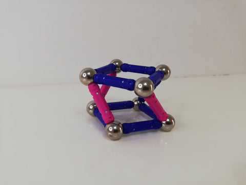 antiprisme de forme carré avec des magnets
