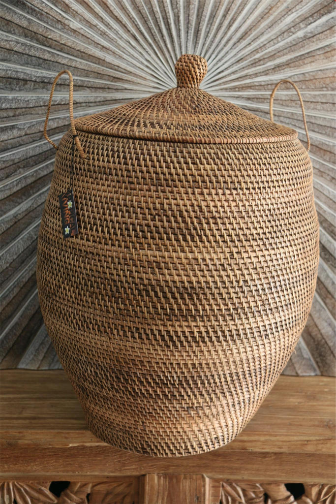 NEW Balinese Hand Woven Rattan Basket with Lid & Decor Handles