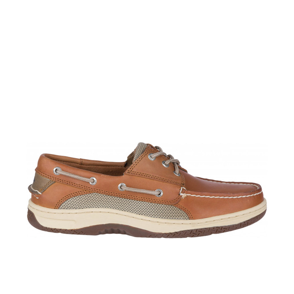 mens boat shoes near me