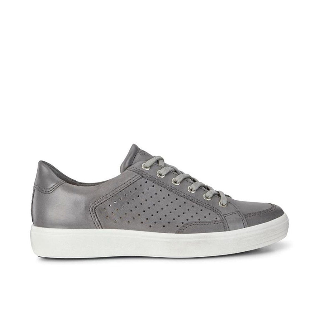 soft 7 long lace perforated sneaker