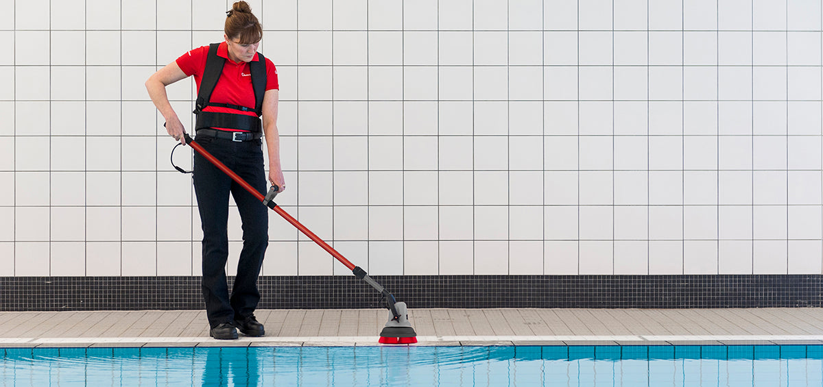 Swimming Pool Cleaning