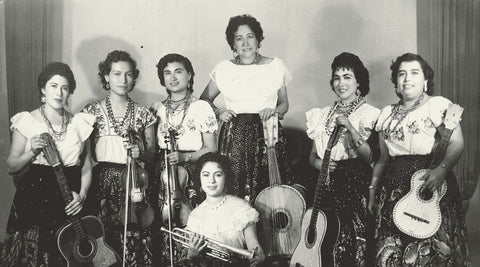 Mariachi de mujeres