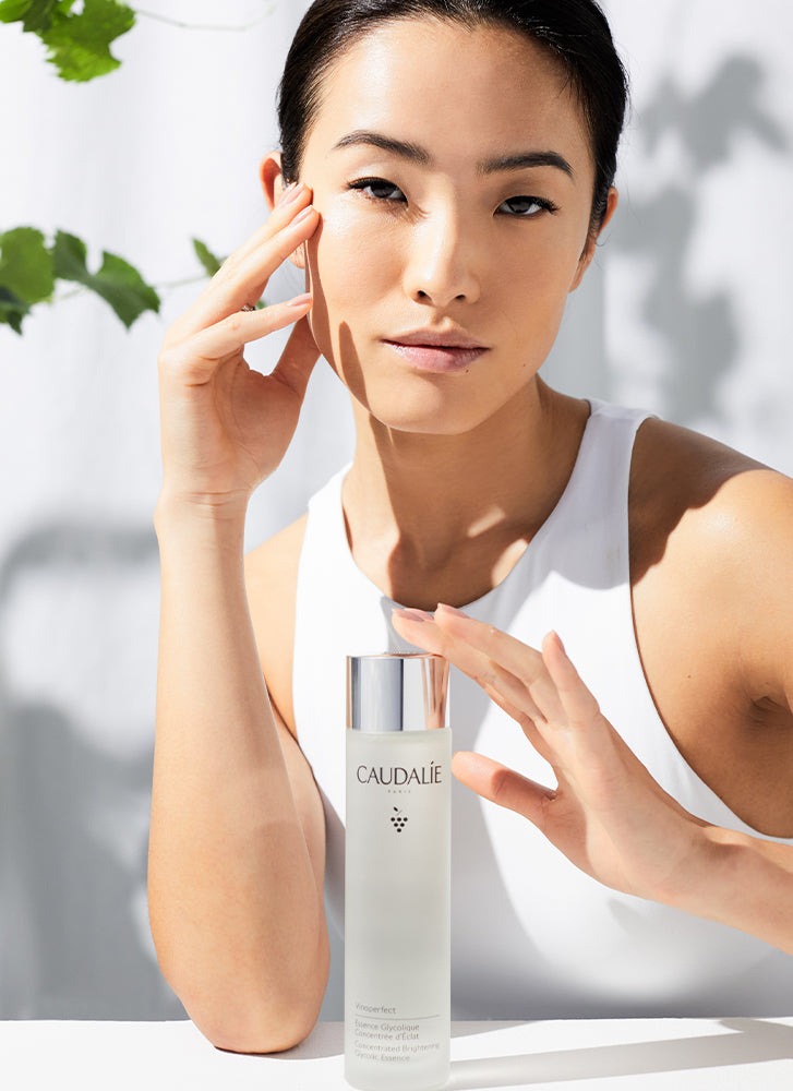 Caudalie Vinoperfect Concentrated Brightening Glycolic Essence