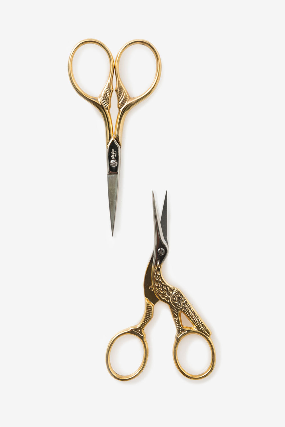 JubileeYarn Standard Sharp Titanium Embroidery Craft Scissors w/Sheath -  Gold - 1 Pair