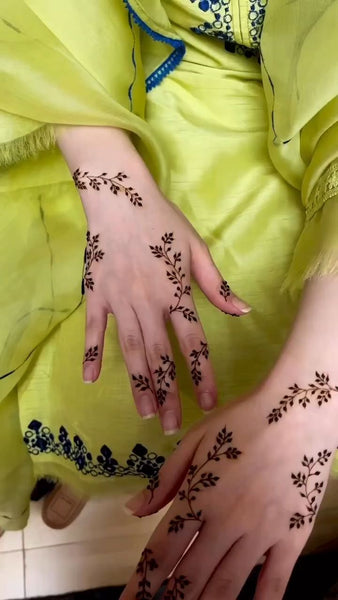 20+ Stylish Mehndi Designs for Hand & Legs - K4 Craft