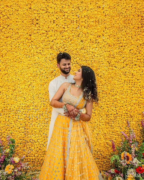 Color Coordinated Couple in Pastel Yellow Outfit - Wedding Vendors.in  Jaipur | Wedding matching outfits, Wedding dresses men indian, Haldi  ceremony outfit