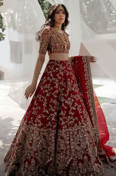 How to Choose a Bridal Lehenga?