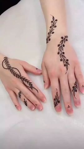 New Simple Mehndi Designs for Women | Kanchan Fashion