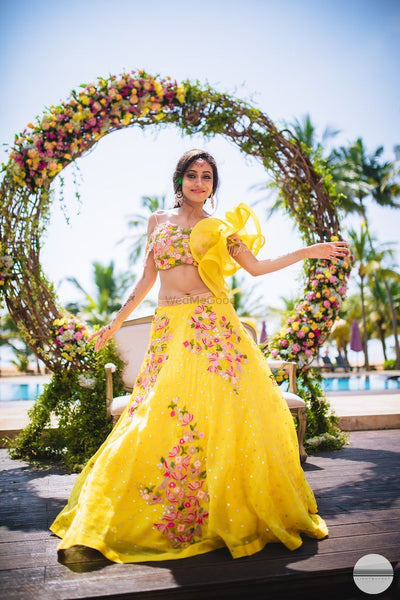 Top 100+ Haldi Dress Ideas 2023 - Mandha,Pithi and Haldi Look