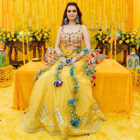 Haldi outfit ideas for girls women/Haldi function dress ideas for  bridesmaid/Haldi dress designs - YouTube