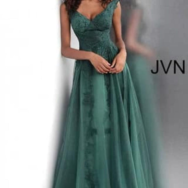 Is a ball gown formal? 250+ Ball Gown Formal