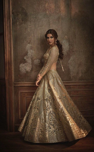 Top 100+ Golden Reception Dress Designs