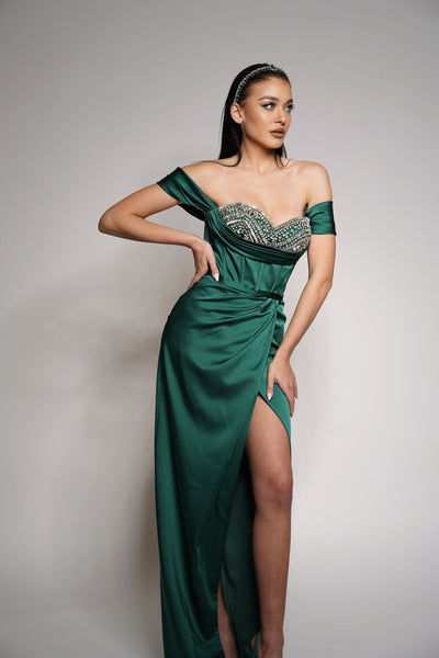 Top 50 Emerald Green Reception Dress Designs