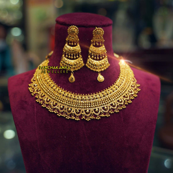 Top 150+ Bridal Necklace Designs: Finding the Perfect Match for Your Lehenga