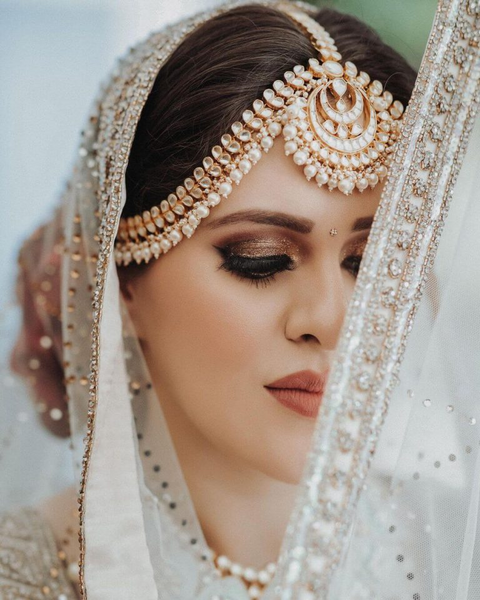 Top 150+ Matha Patti Designs: Choosing the Right One for Your Face Shape