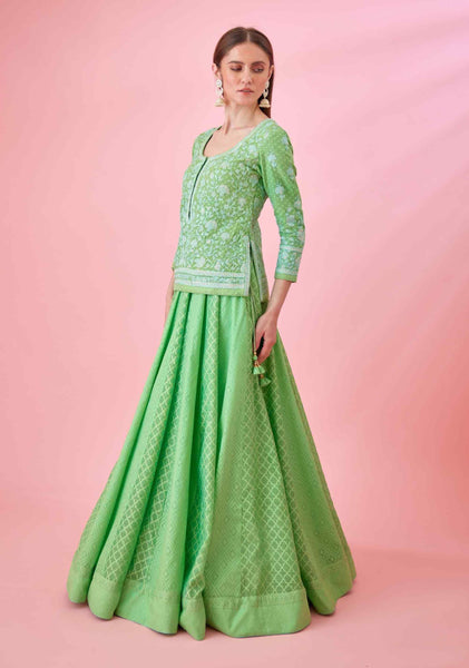 Top 100+ Kurtis for Wedding Guests: Stylish and Appropriate