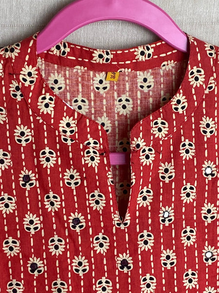 Top 100+ Kurtis with Printed Yoke: Unique and Eye-Catching