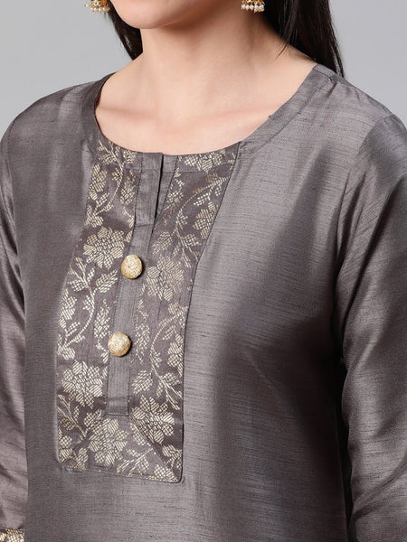 Top 100+ Kurtis with Printed Yoke: Unique and Eye-Catching