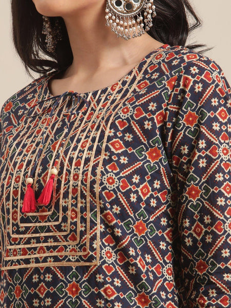 Top 100+ Kurtis with Printed Yoke: Unique and Eye-Catching