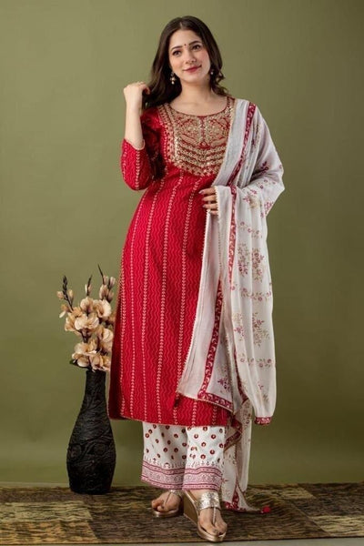 Top 100+ Kurtis with Printed Yoke: Unique and Eye-Catching