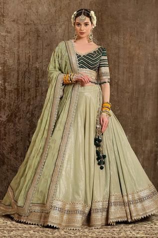 Top 100+ Mint Green Lehenga Designs: Fresh and Modern Choice for Mehndi