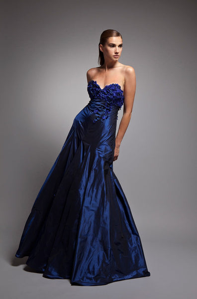 Top 100+ Sapphire Gown Styles: Regal and Sophisticated Ensemble for Red Carpet Events