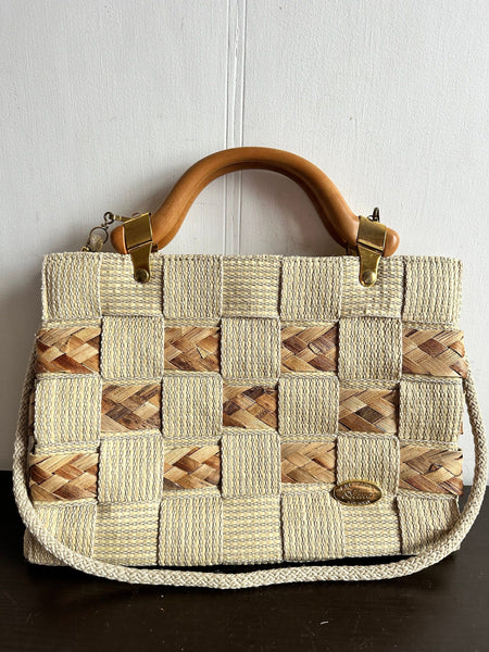 Top 100+ Woven Straw Handbags: Beachy & Summery Essentials