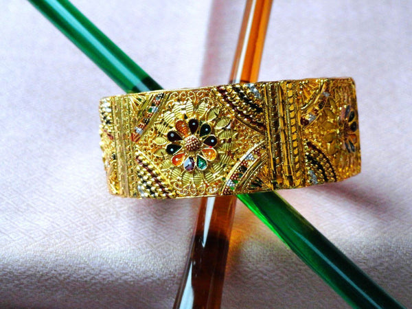 Top 100+ Bangles with Ethnic Motifs: Cultural & Traditional Accessories