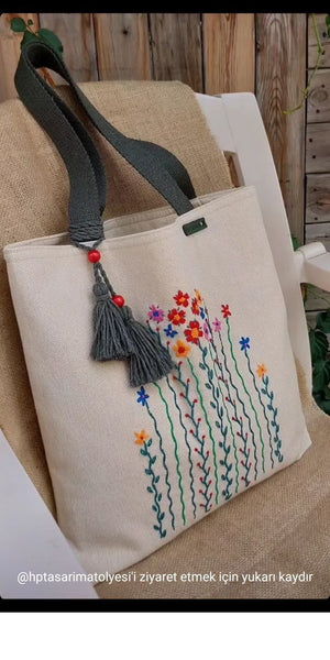 Top 100+ Patterned Tote Bags: Vibrant & Playful Accessories to Brighten Your Day