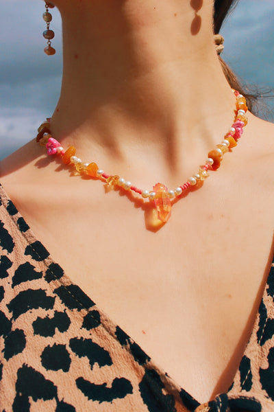 Top 150+ Peach Necklaces: Delicate & Subtle Accents