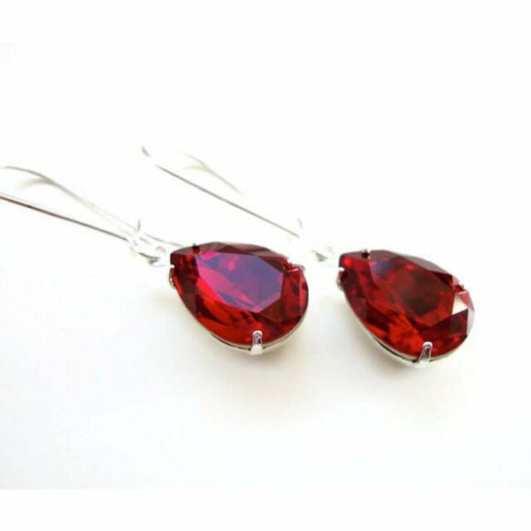 Top 150+ Crimson Earrings: Striking & Captivating Ornaments