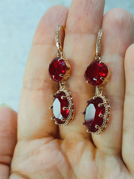 Top 150+ Crimson Earrings: Striking & Captivating Ornaments