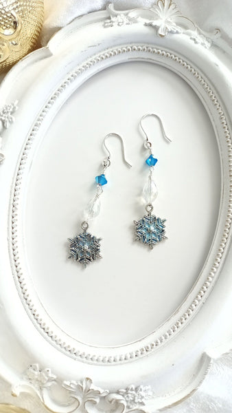 Top 150+ Frosty Flair Earrings: Cool & Chic Charms