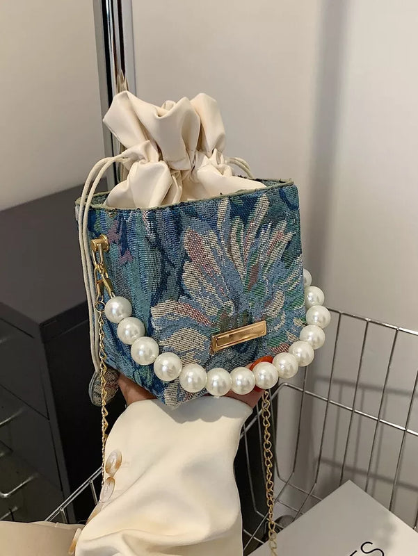 Top 150+ Embroidered Handbags: A Celebration of Artisanal & Handcrafted Elegance