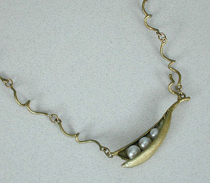 michael michaud pea pod necklace