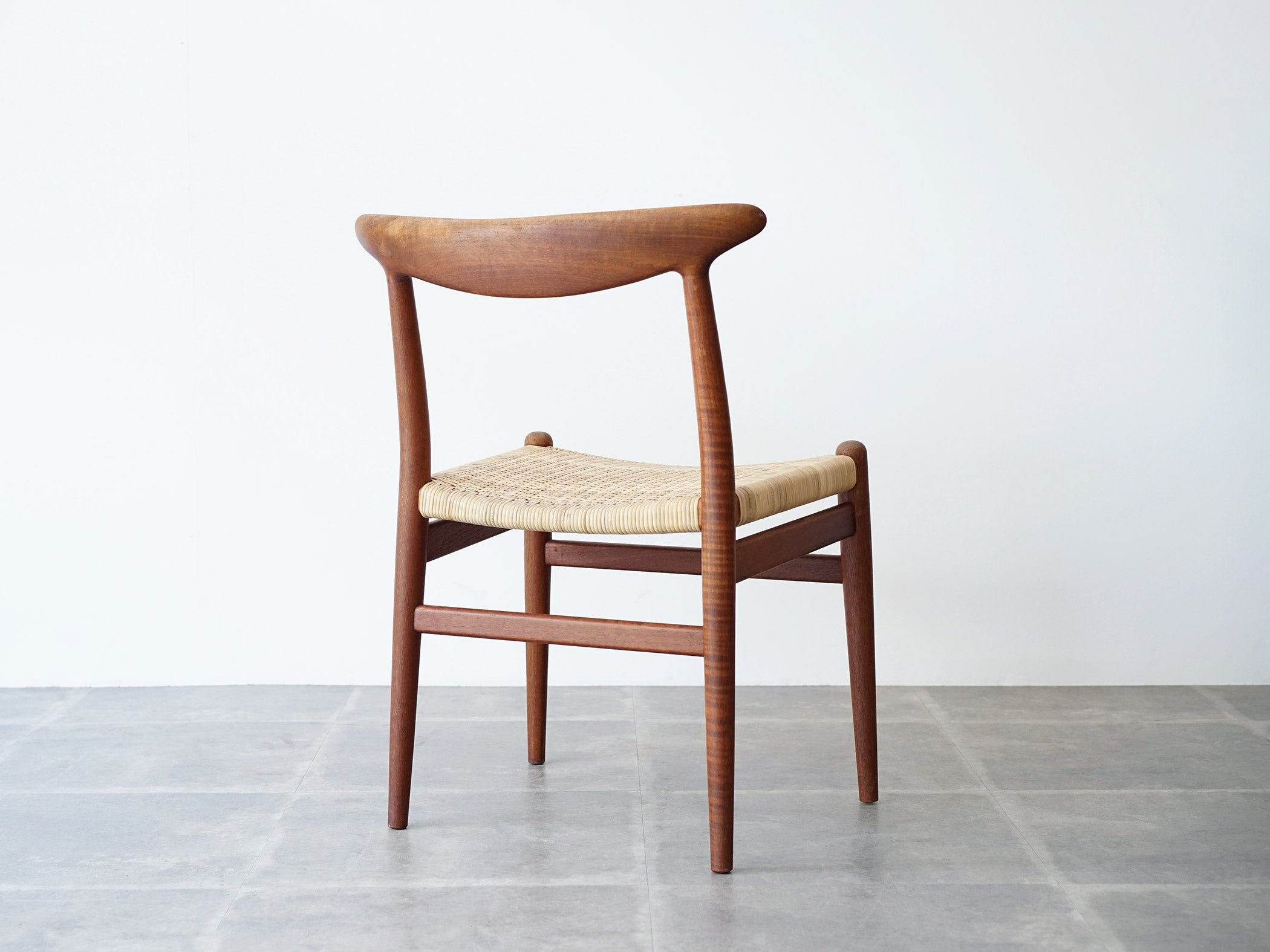 ハンスJウェグナー 椅子 ダイニングチェアW2 籐 Hans J Wegner