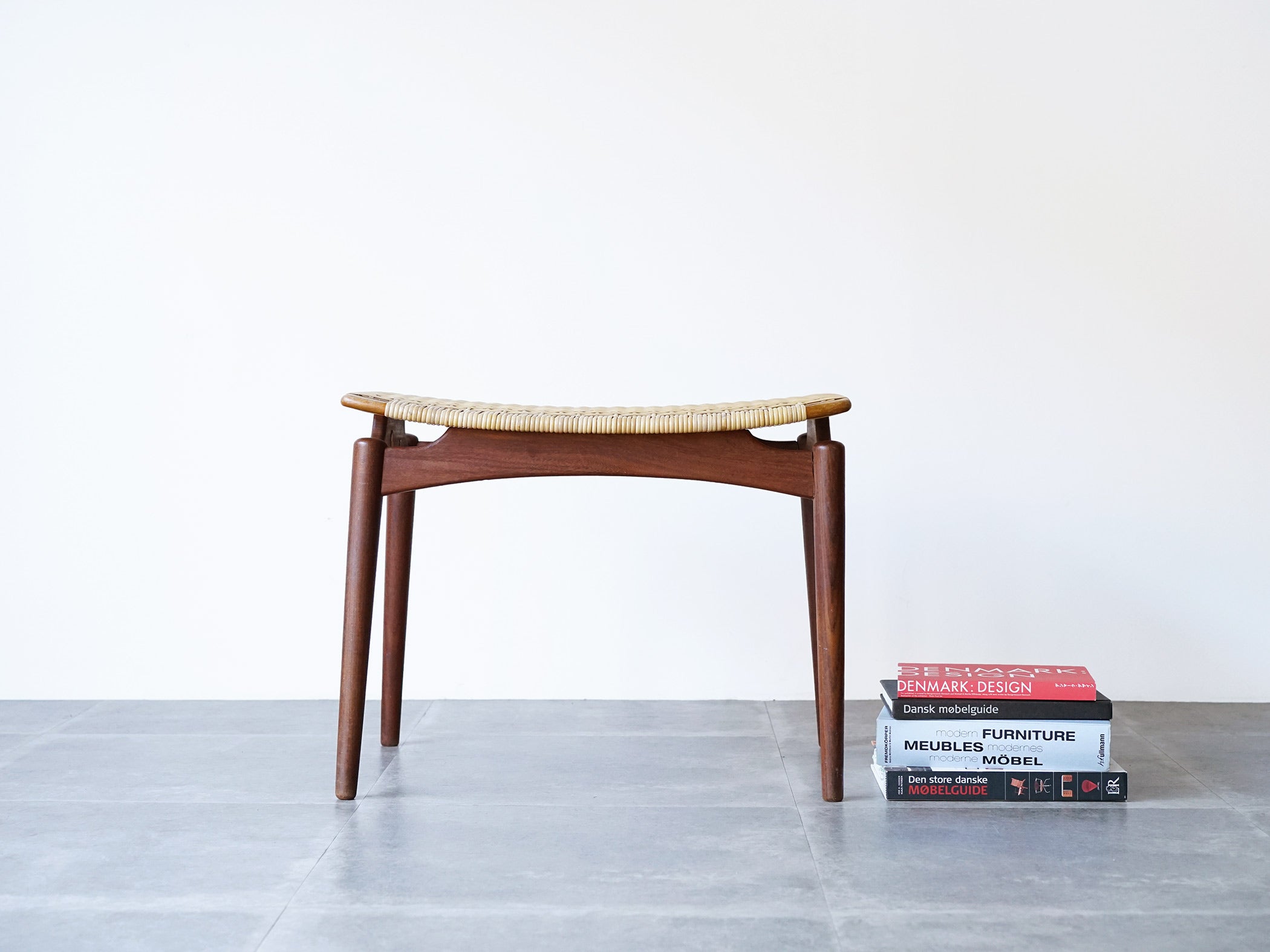 Ølholm Møbelfabrik teak cane stool スツール北欧