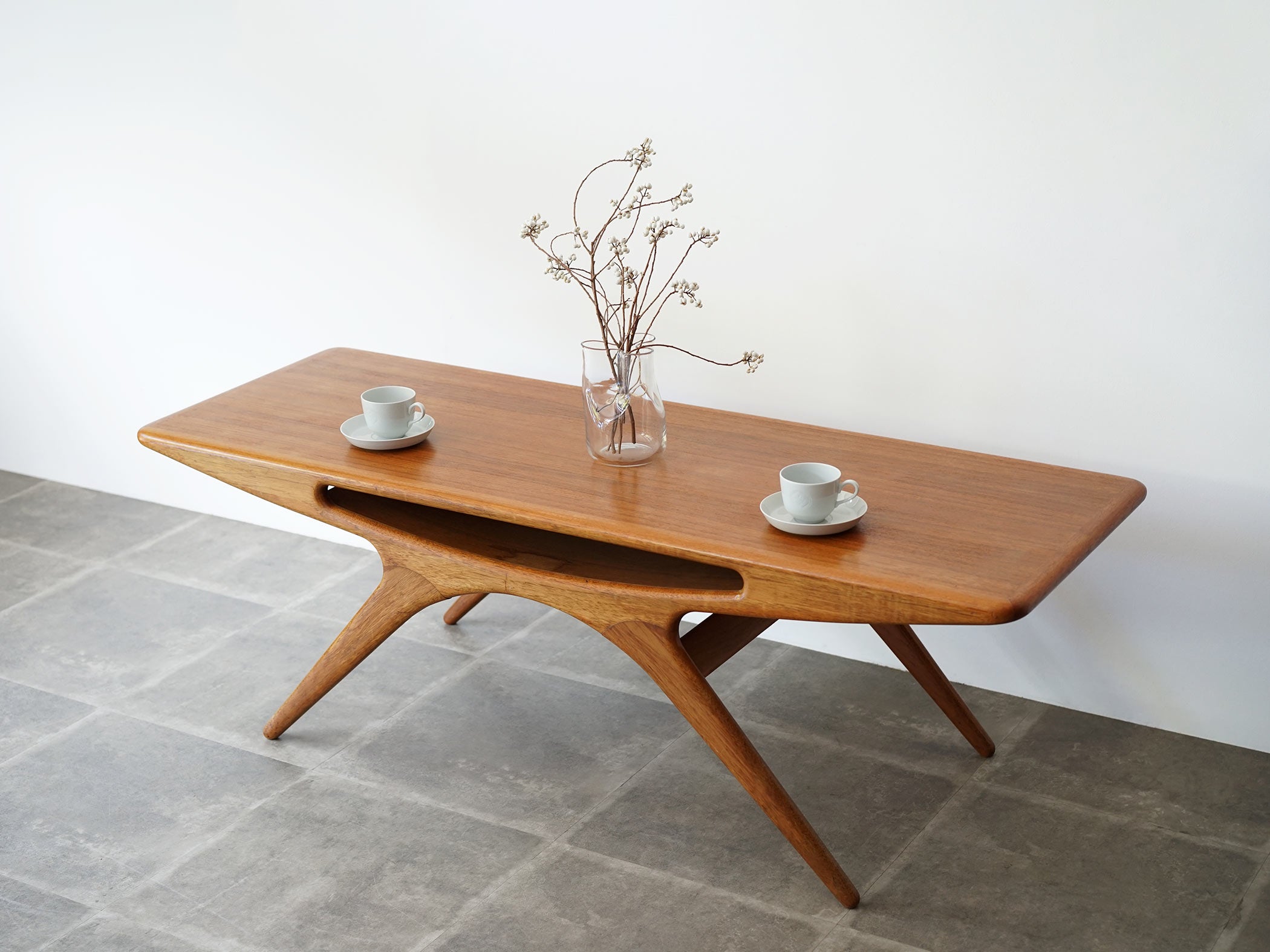 ヨハネスアンダーセン 北欧デザインのローテーブル センターテーブル