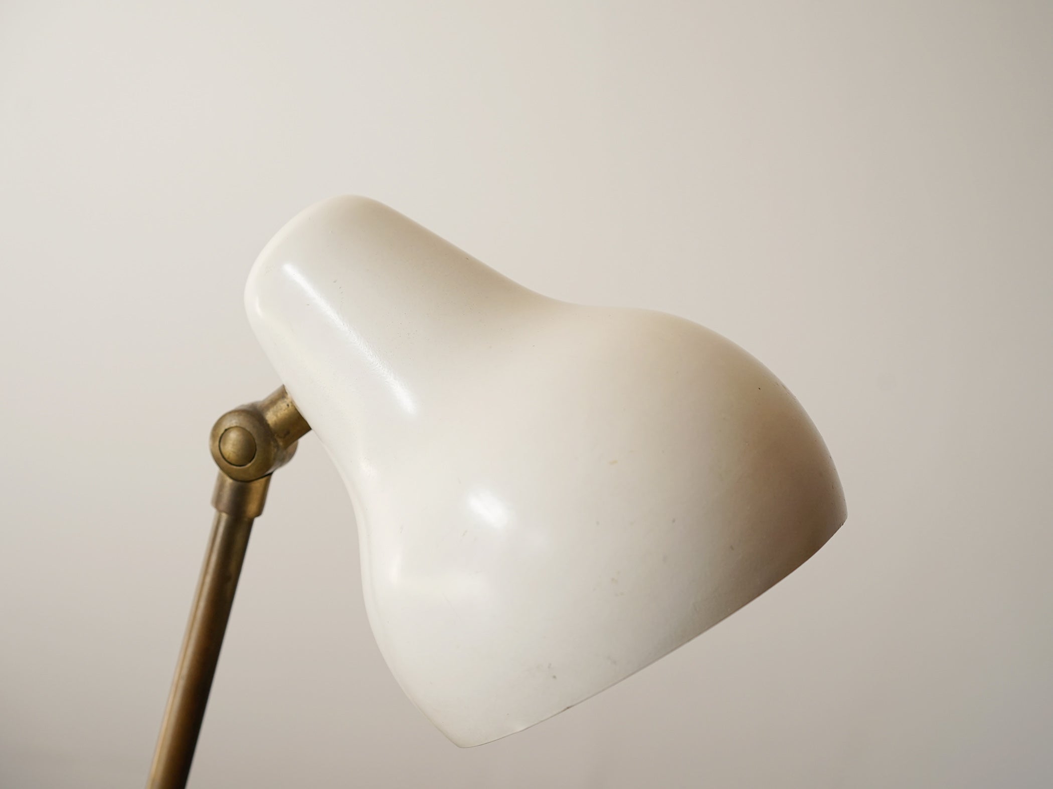 ヴィルヘルム ラウリッツェン スタンドライト 卓上 照明 北欧ビンテージ Vilhelm Lauritzen Table lamp