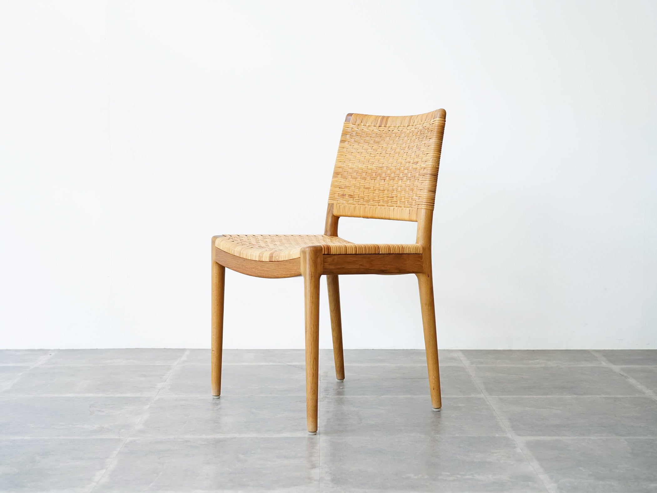 ハンスJウェグナー 籐の椅子 JH504